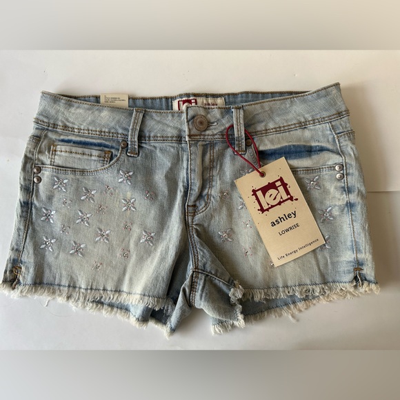 lei Other - Lei kids  Embroidered Light Blue Jean Shorts